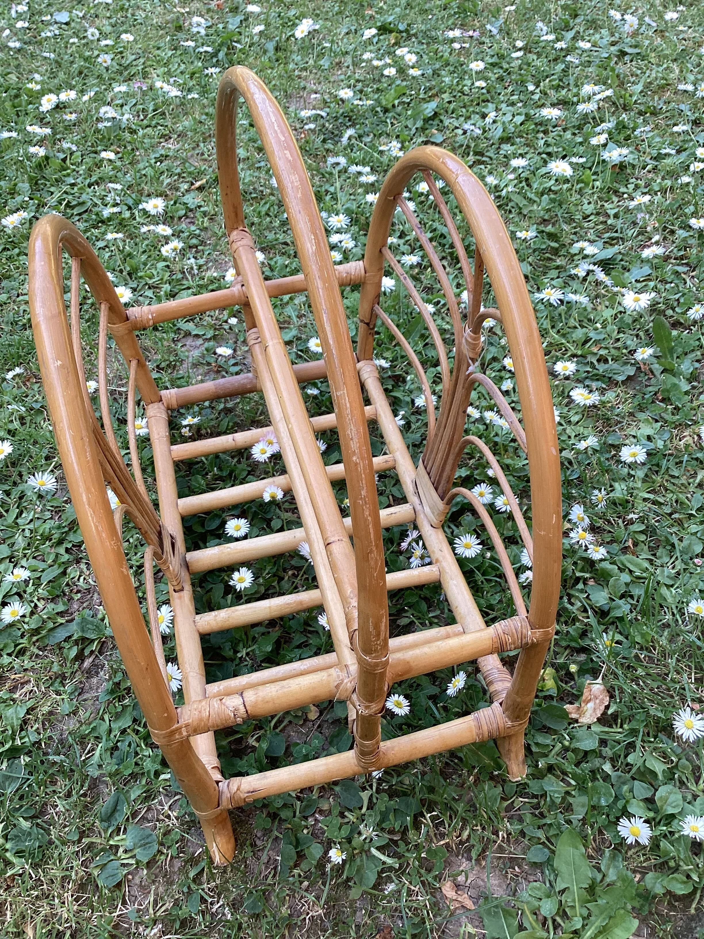 Rattan magazine holder