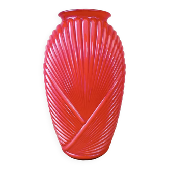 Vase en verre drapé