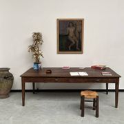 Grande table écritoire des années 40 en chêne massif