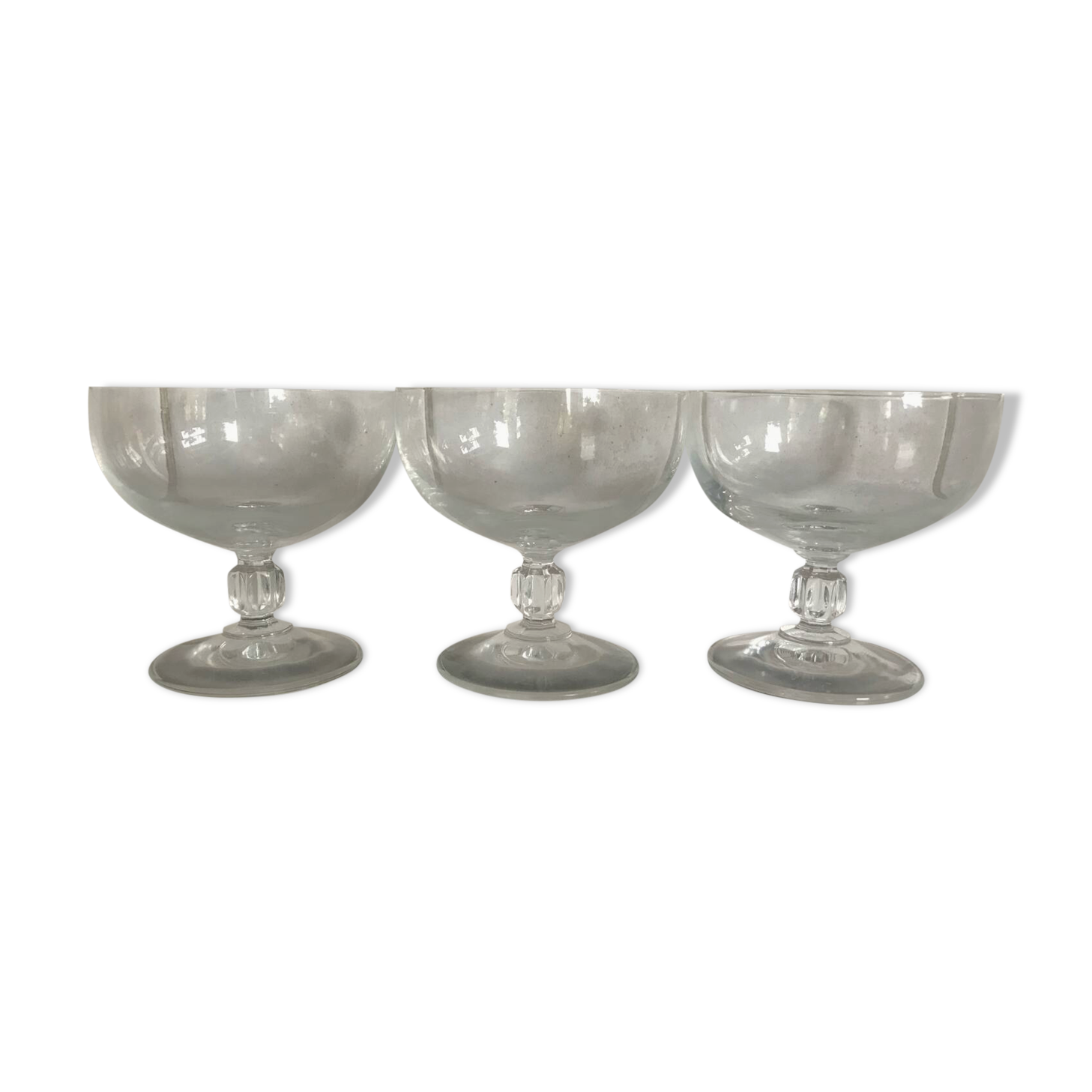 3 vintage coupe glasses in semi-crystal, for champagne or dessert.