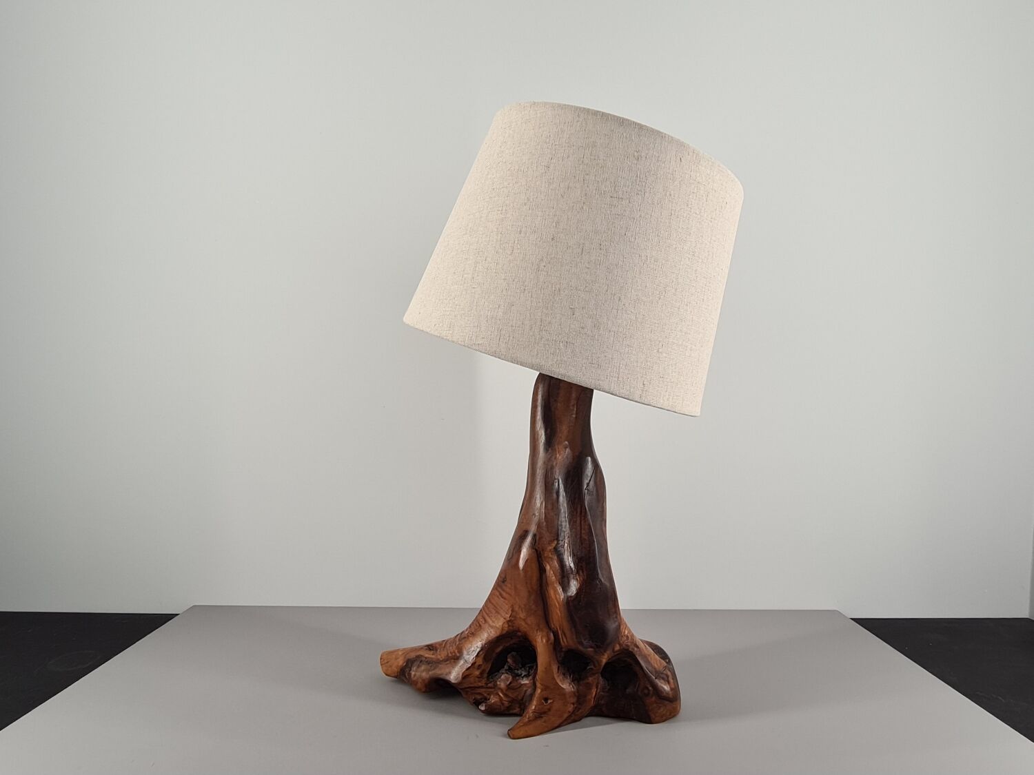 Brutalist stump lamp in olive wood 1950