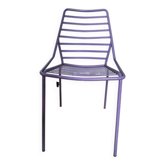 Chaise design Sandona pour Gaber modèle Link violet