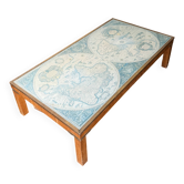 Large world map coffee table in wood, brass, and glass, 1970s.