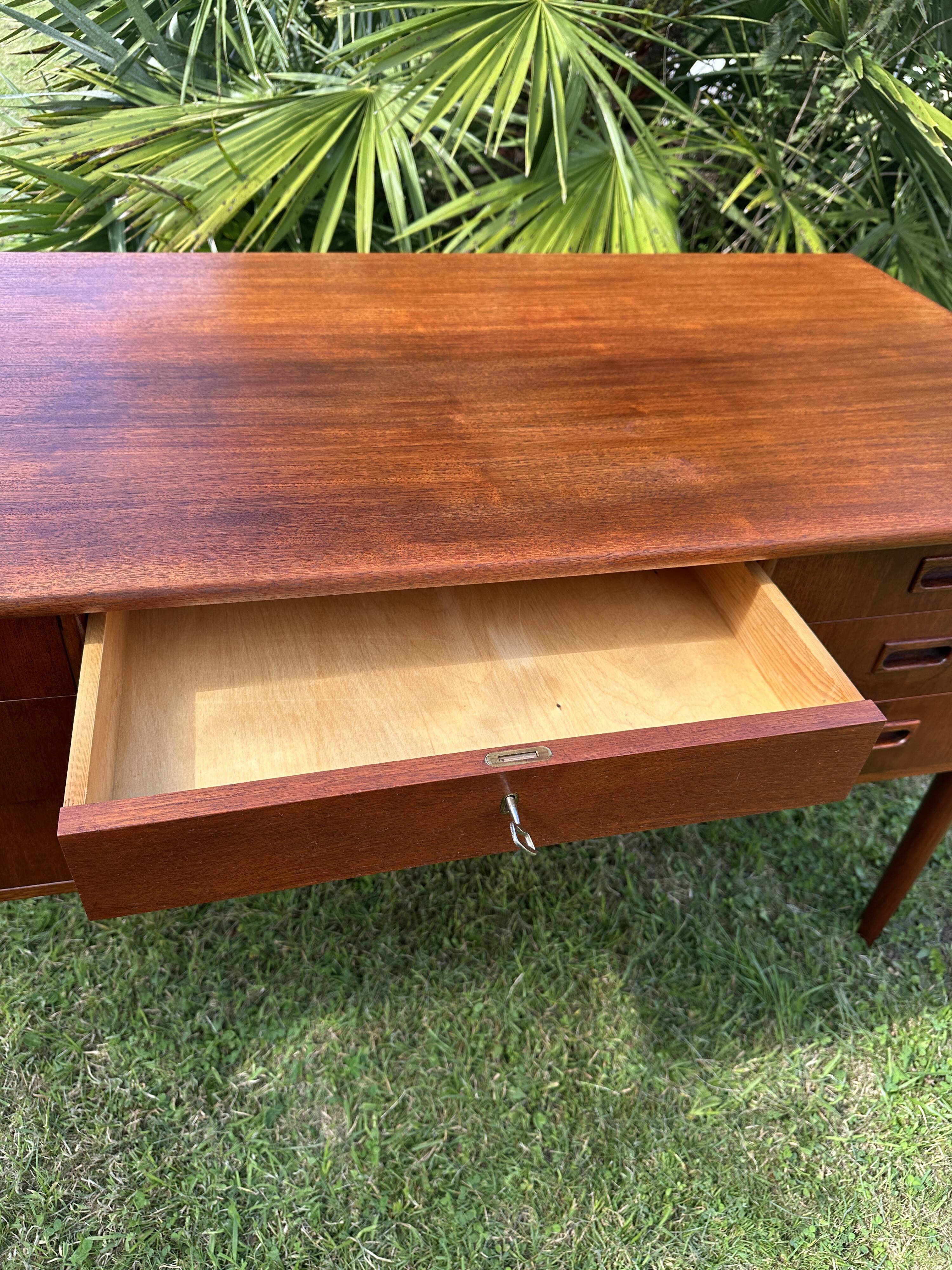 Vintage danish desk 1960