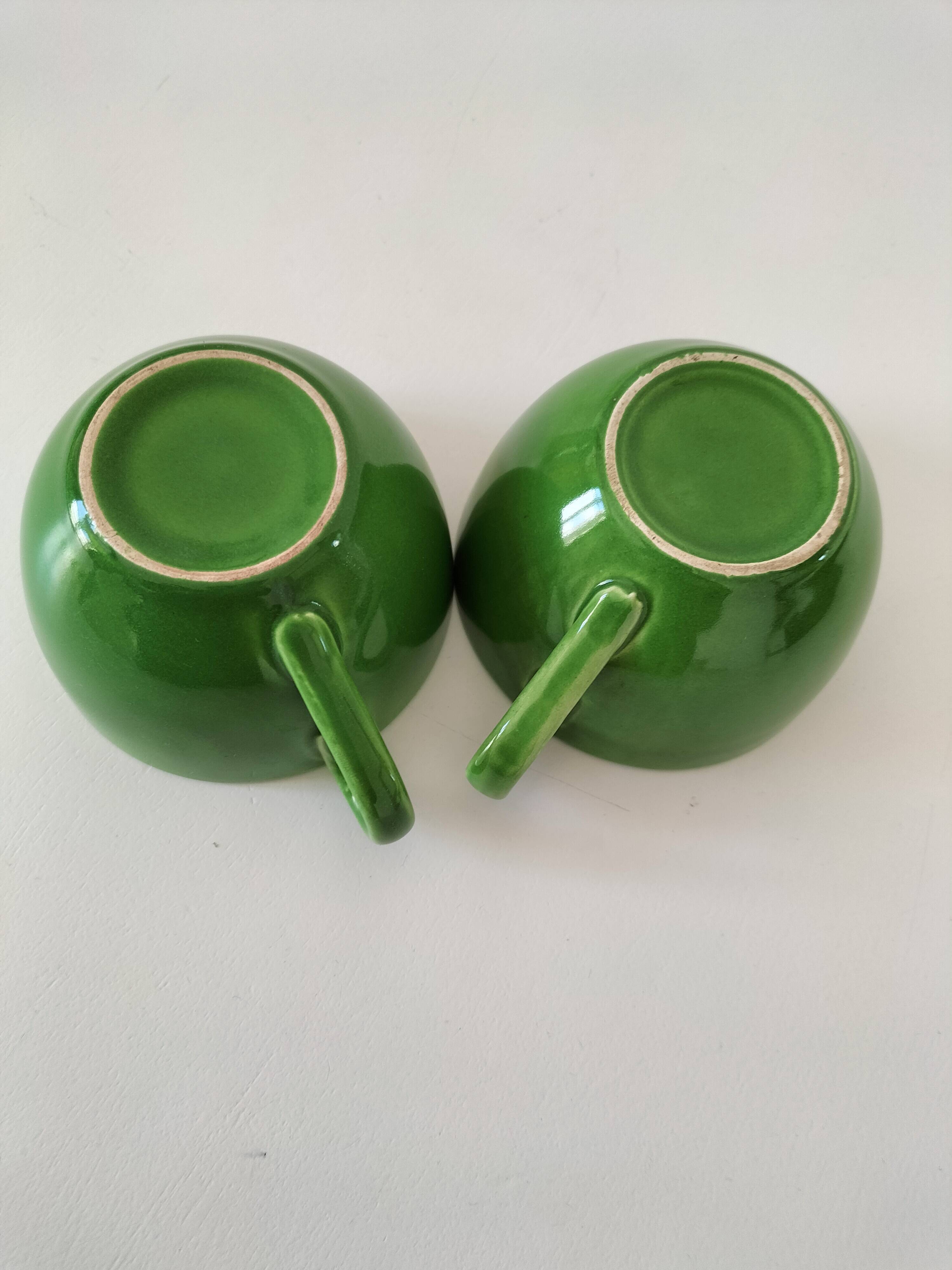 Vintage glazed ceramic cup duo