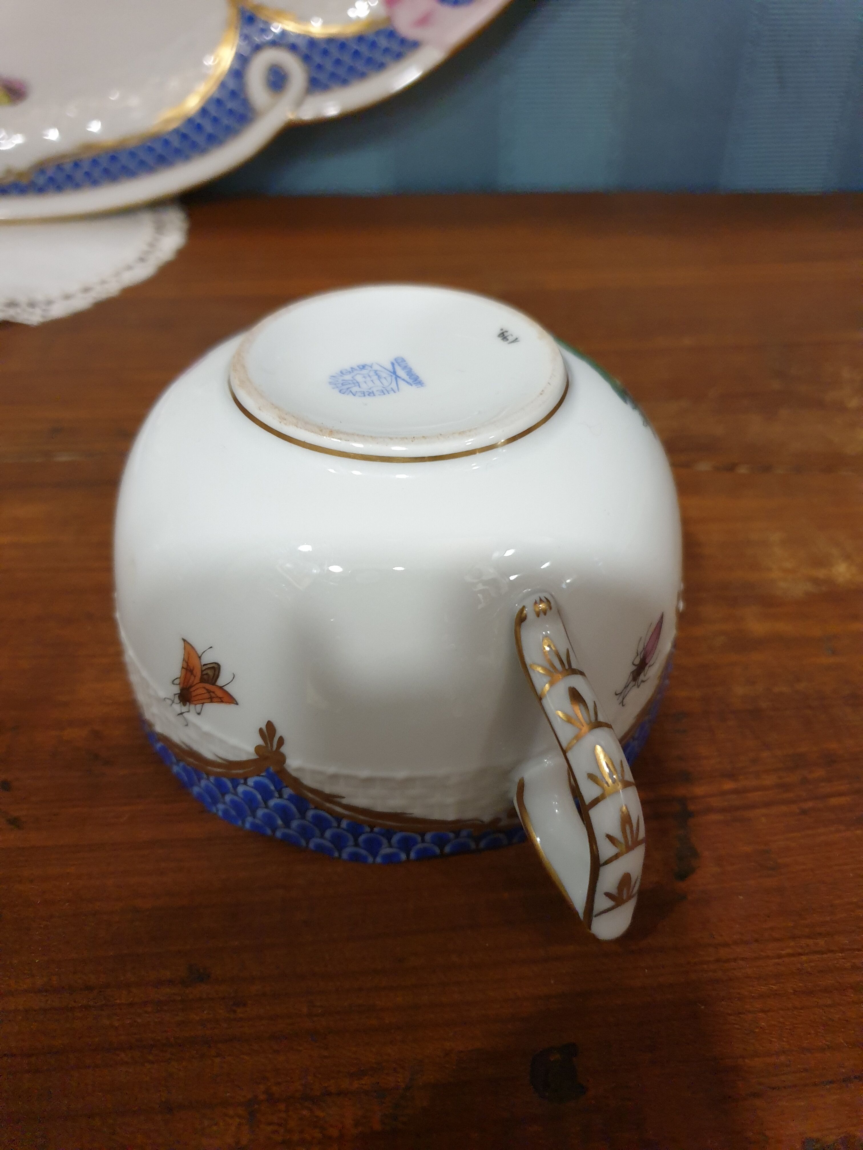 Fine porcelain Budapest porcelain, Herend Hungary
