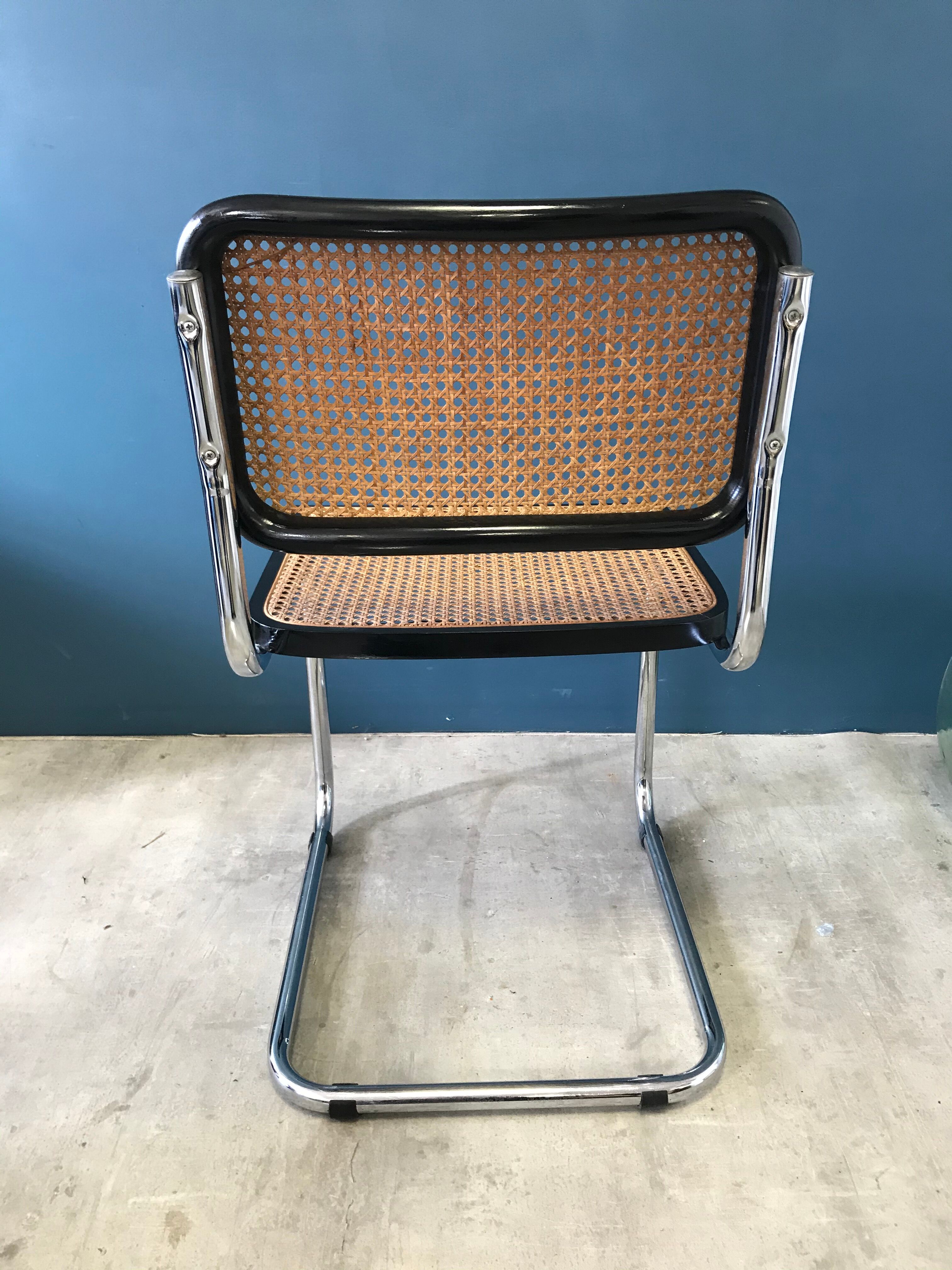 B32 Marcel Breuer 80's black and chrome chair