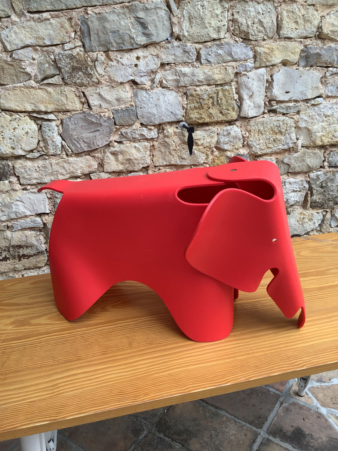 Elephant plastic stool