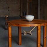 Mid-century Danish round dining table in solid pine, 1970s.