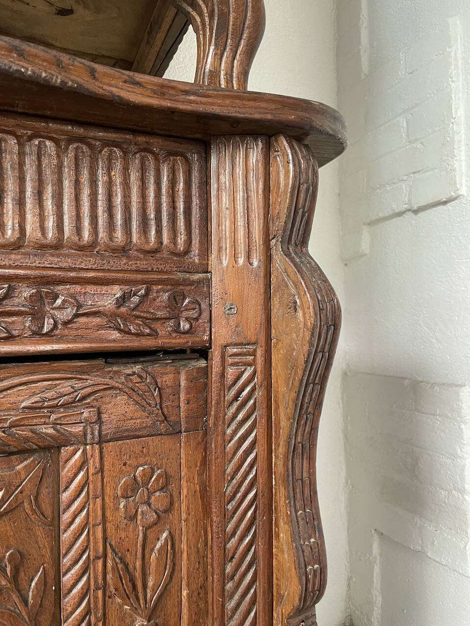 Auvergne brutalist folk art furniture 1890