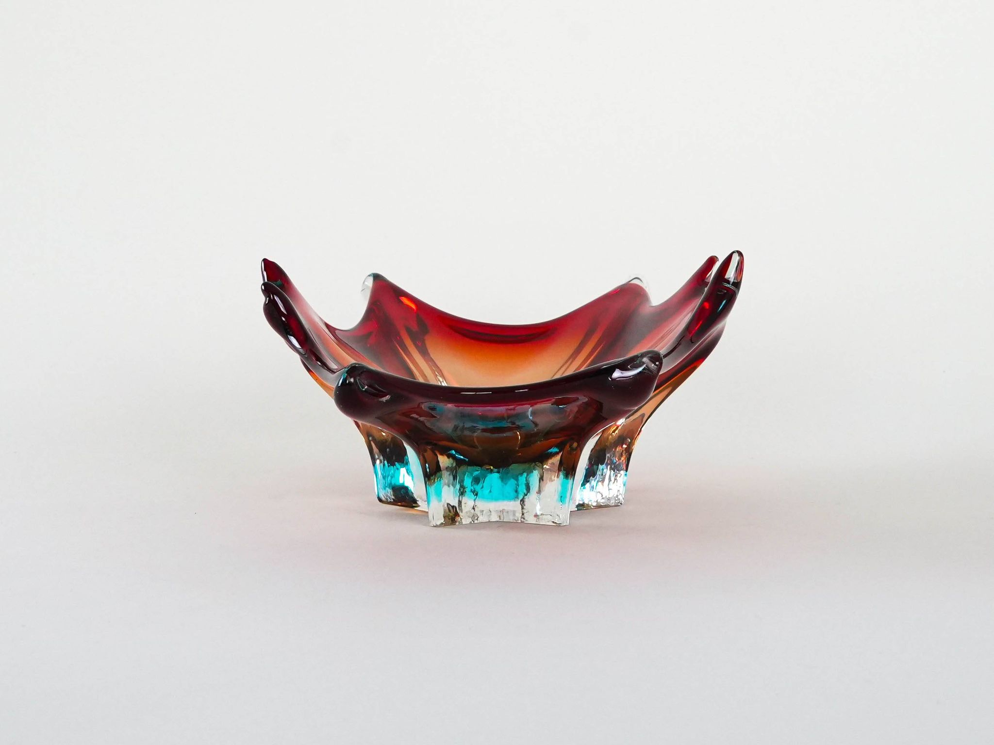Platter, Murano glass, Italian design, 1970s, production: Italy