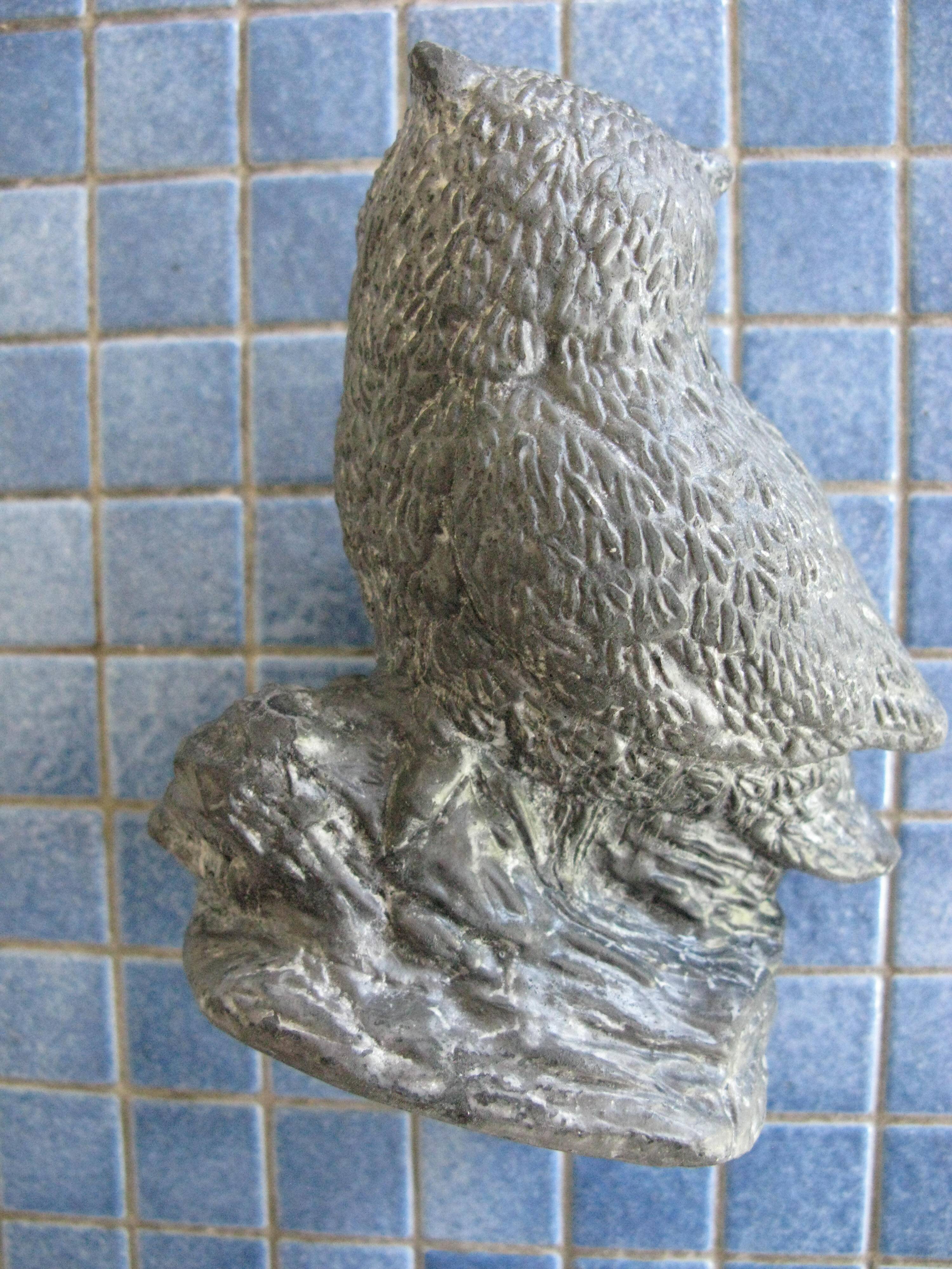 owl in "soapstone" Canadian art