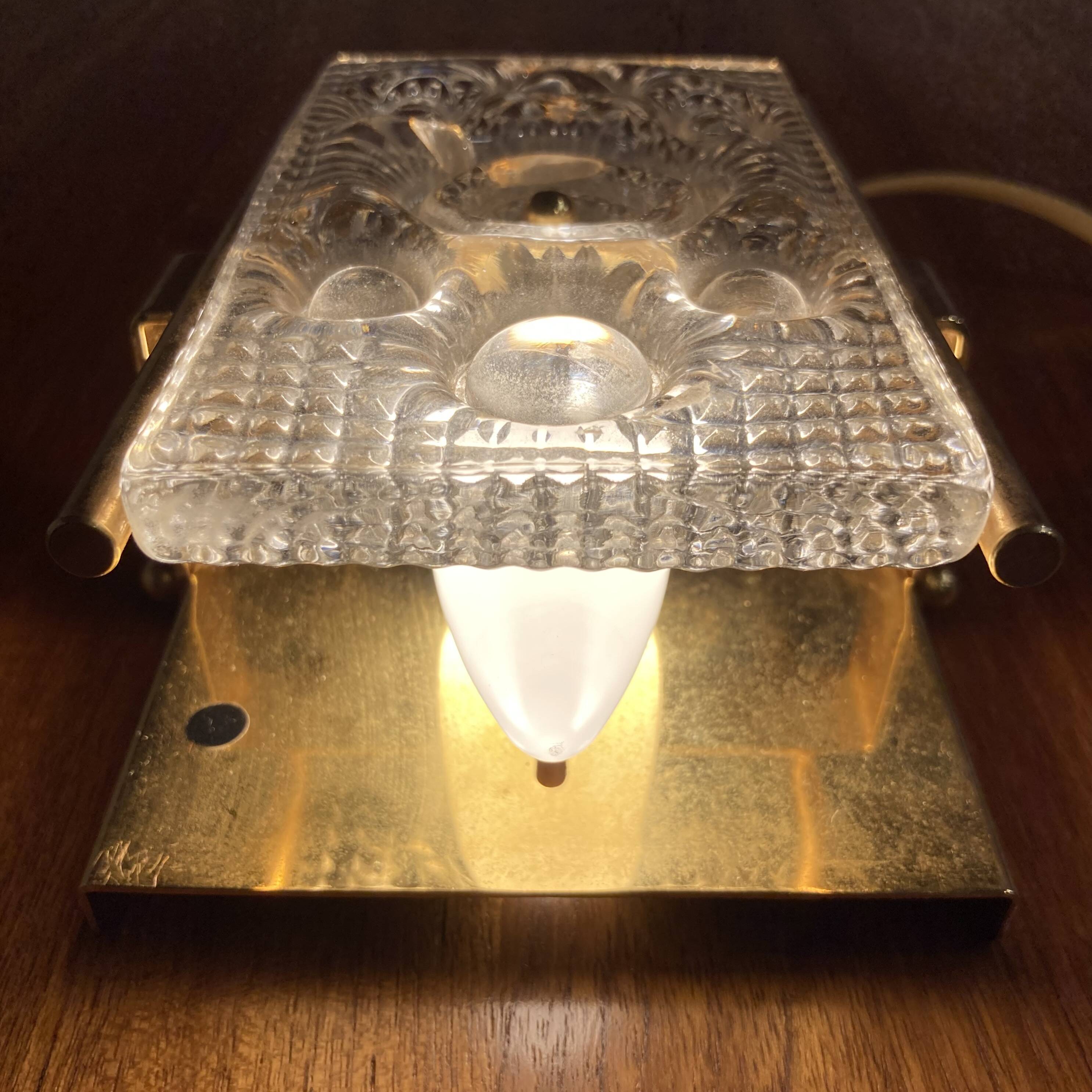 Pair of glass wall lights in Scandinavian design from the 1950s.