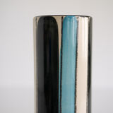 Straight vase