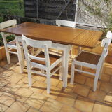 Table with two Italian extensions and 4 chairs