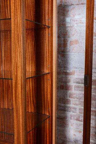 Czech Art Deco Display Cabinet in Mahogany and Glass, 1930s