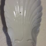 Empty porcelain pocket
