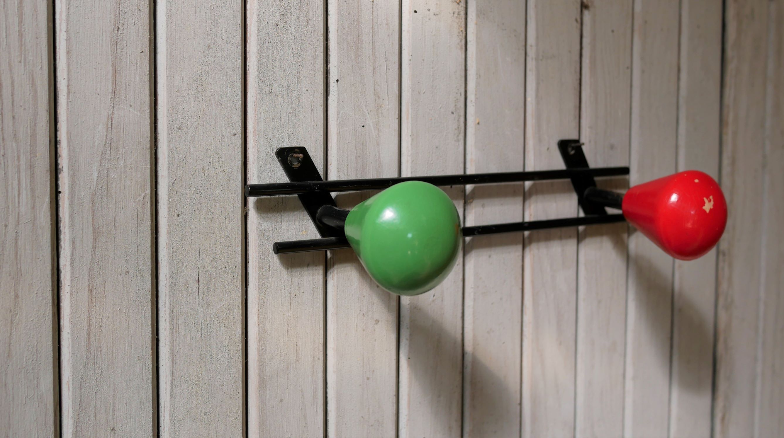 Vintage wall coatrack 2 hooks in metal and wood