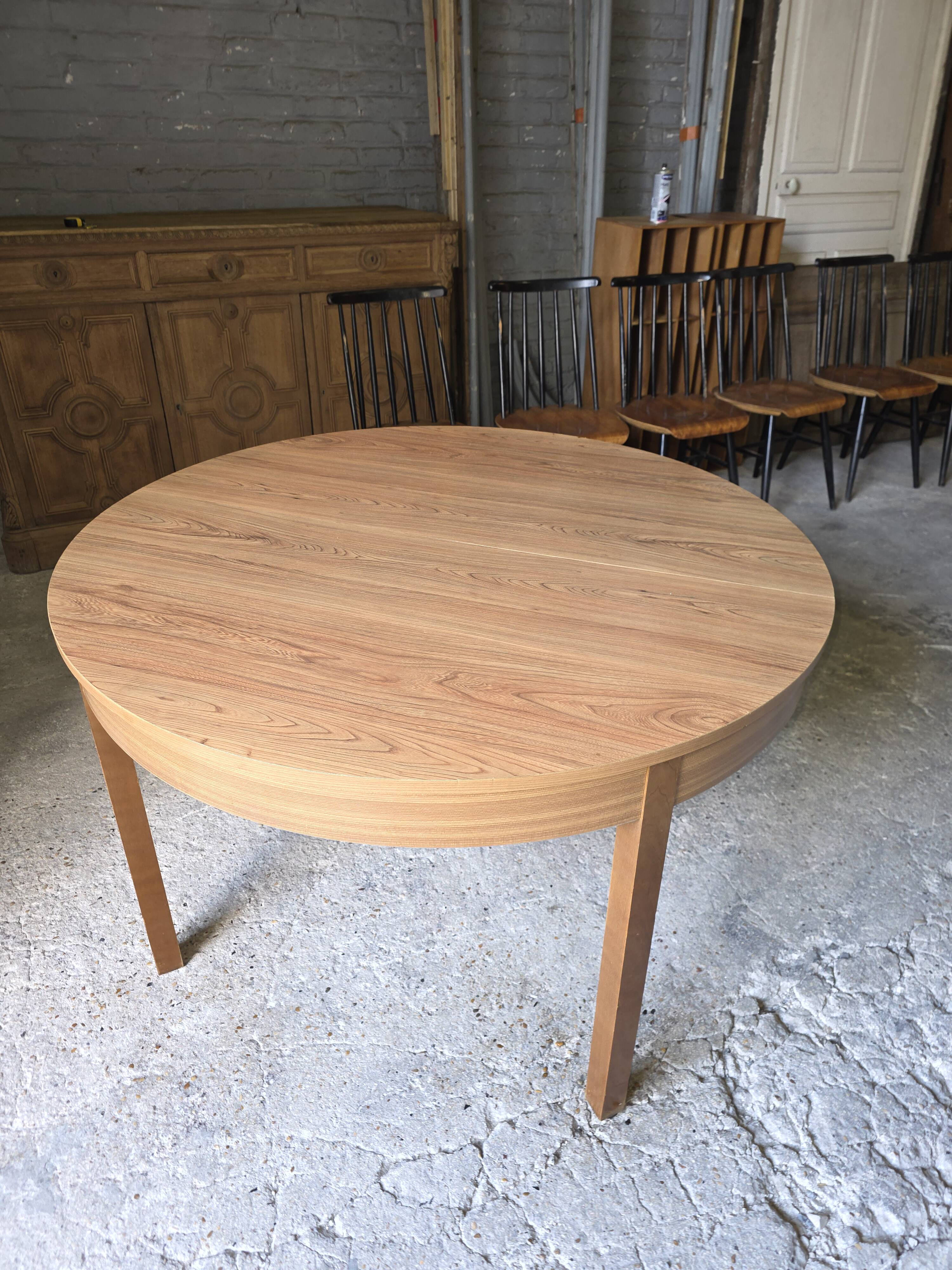 Table scandinave extensible en chêne des années 60