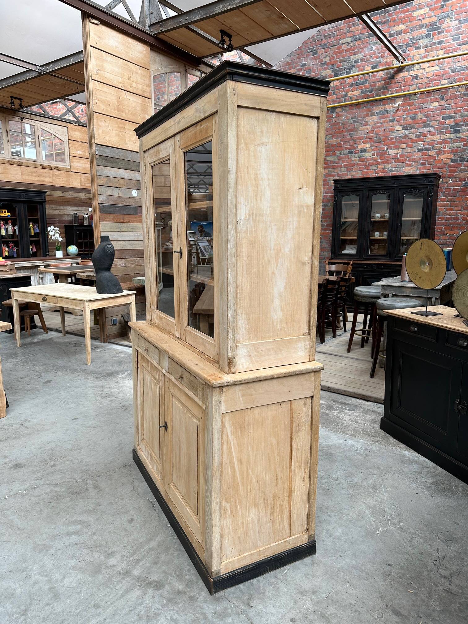 Late 19th century dresser