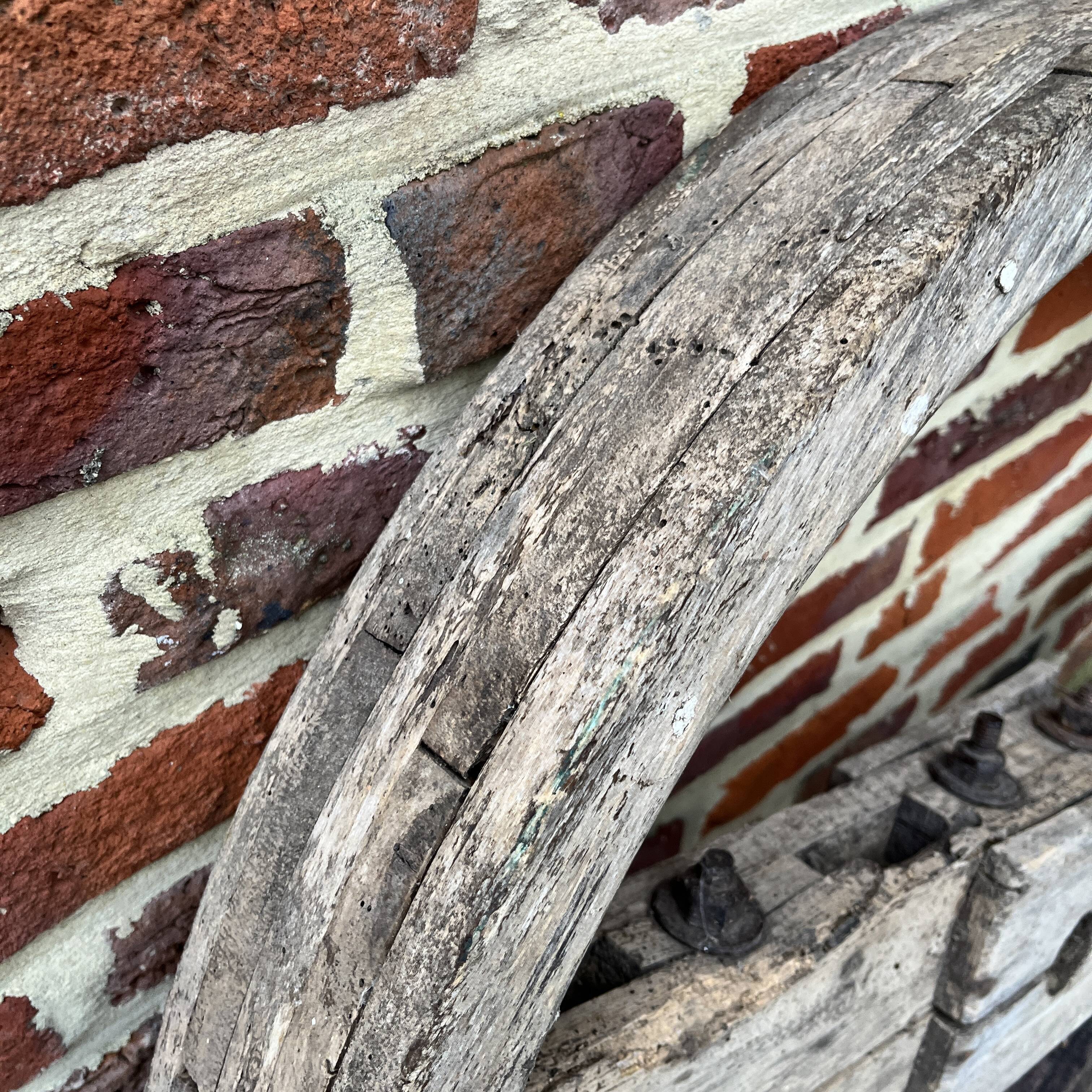 Decorative wooden wheel