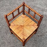 2 chaises d’angle anciennes