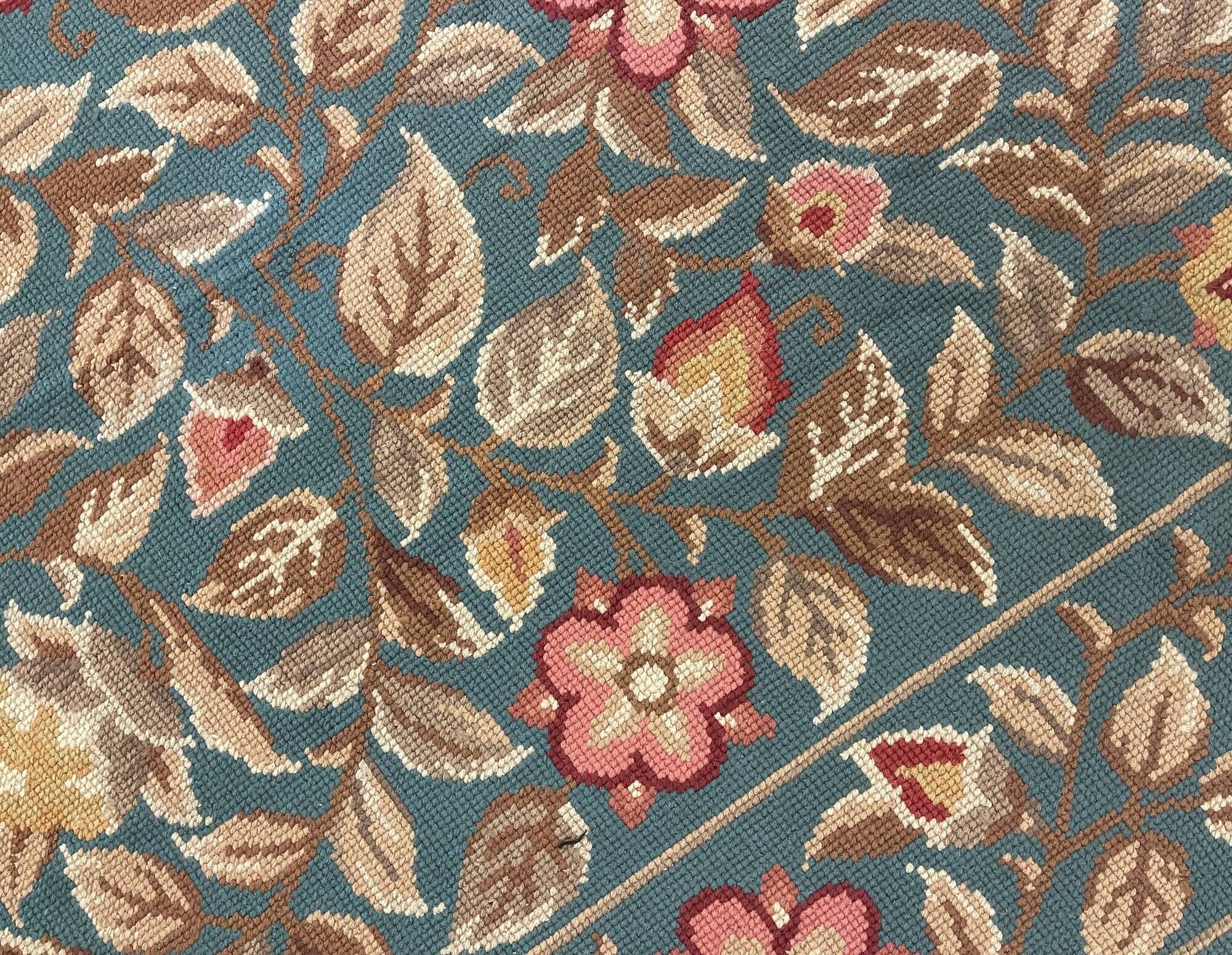Large Floral Needlepoint Rug 217x277cm Teal Green Traditional Flatweave Carpet