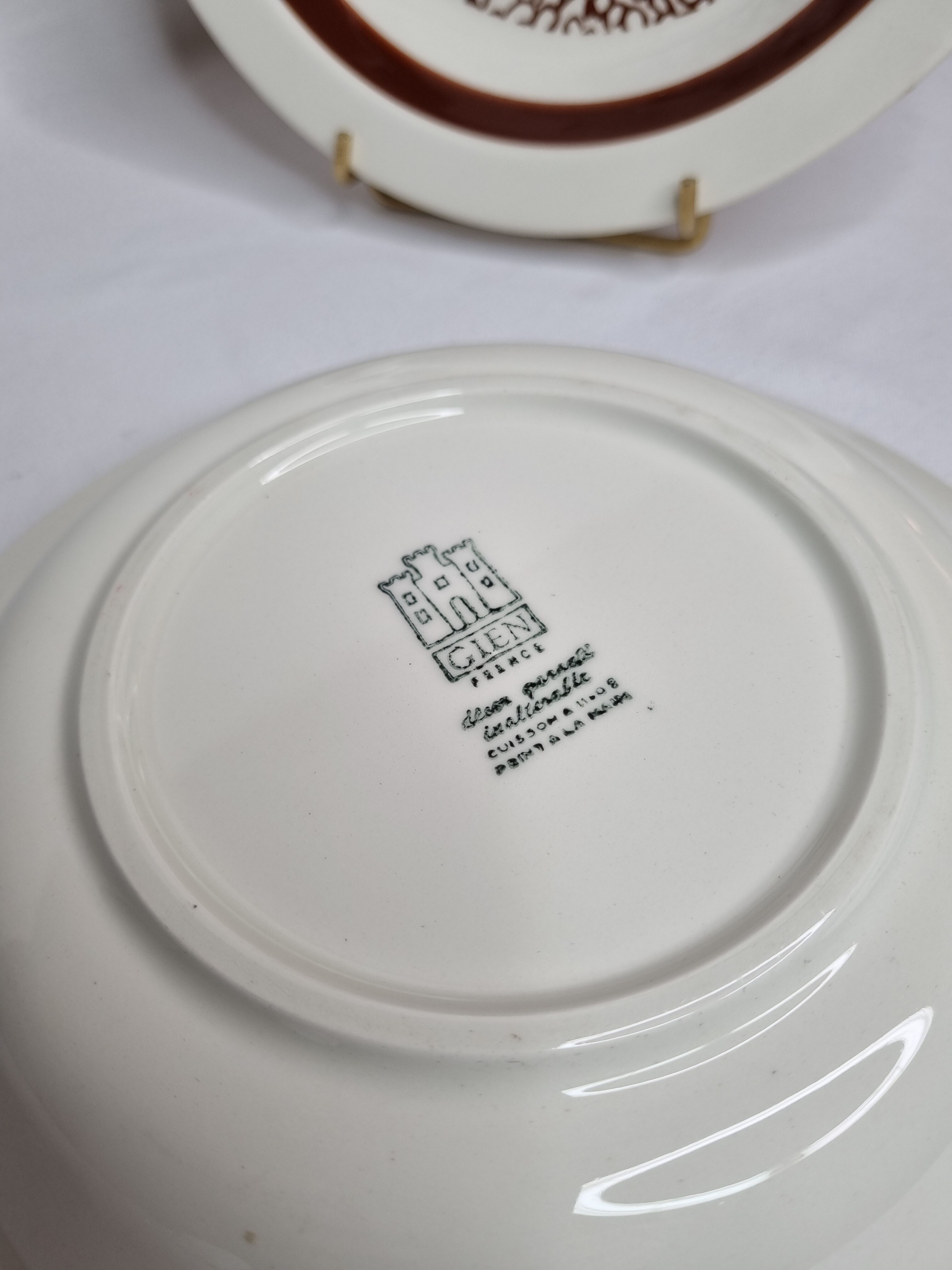 Pair of vintage hollow plates design of the faience factory of Gien