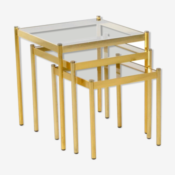 Tables gigognes du milieu du siècle plateaux en verre d’Italie, vers 1970