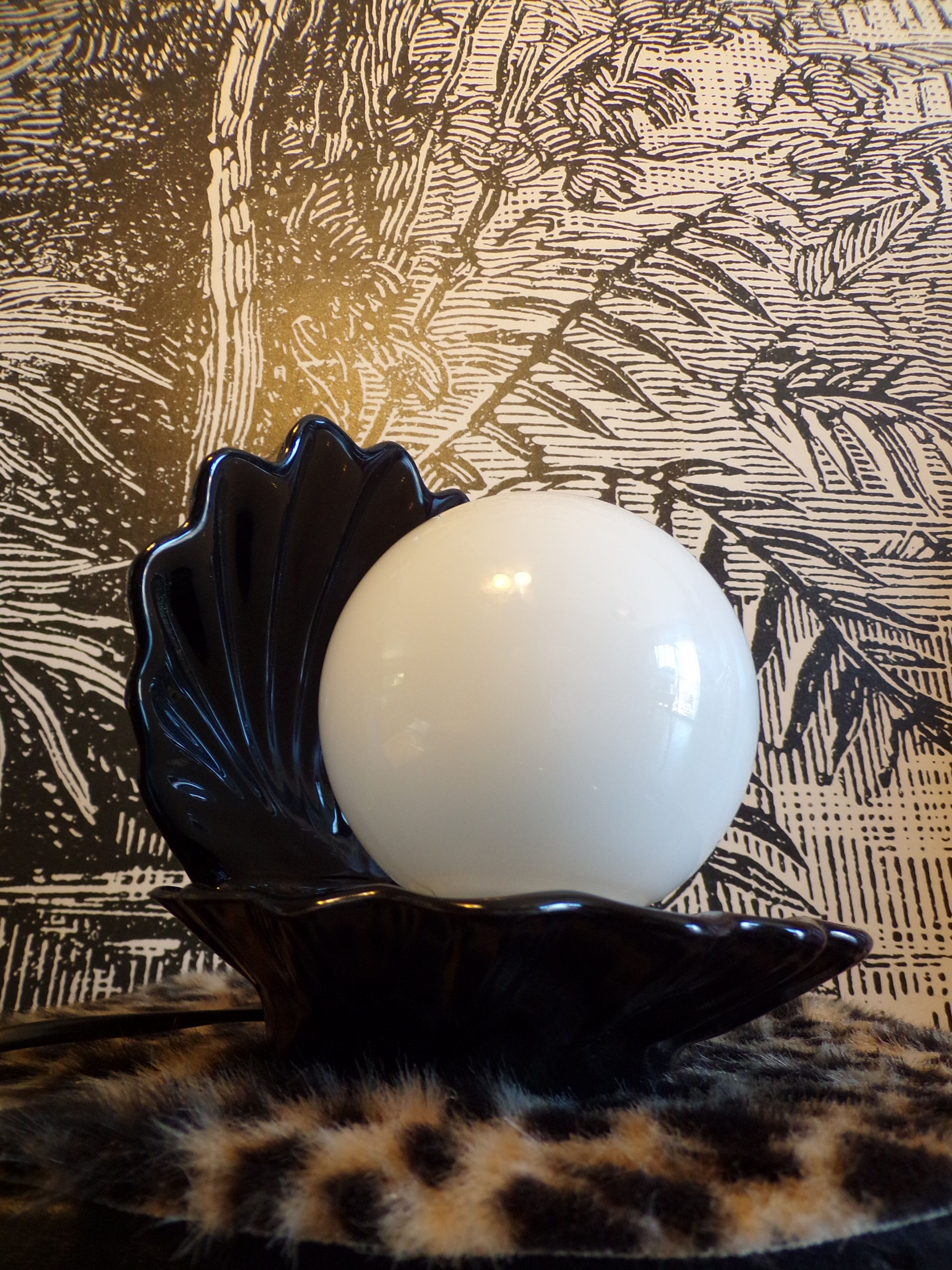 Shell lamp 1980