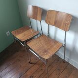 Deux chaises vintage en formica