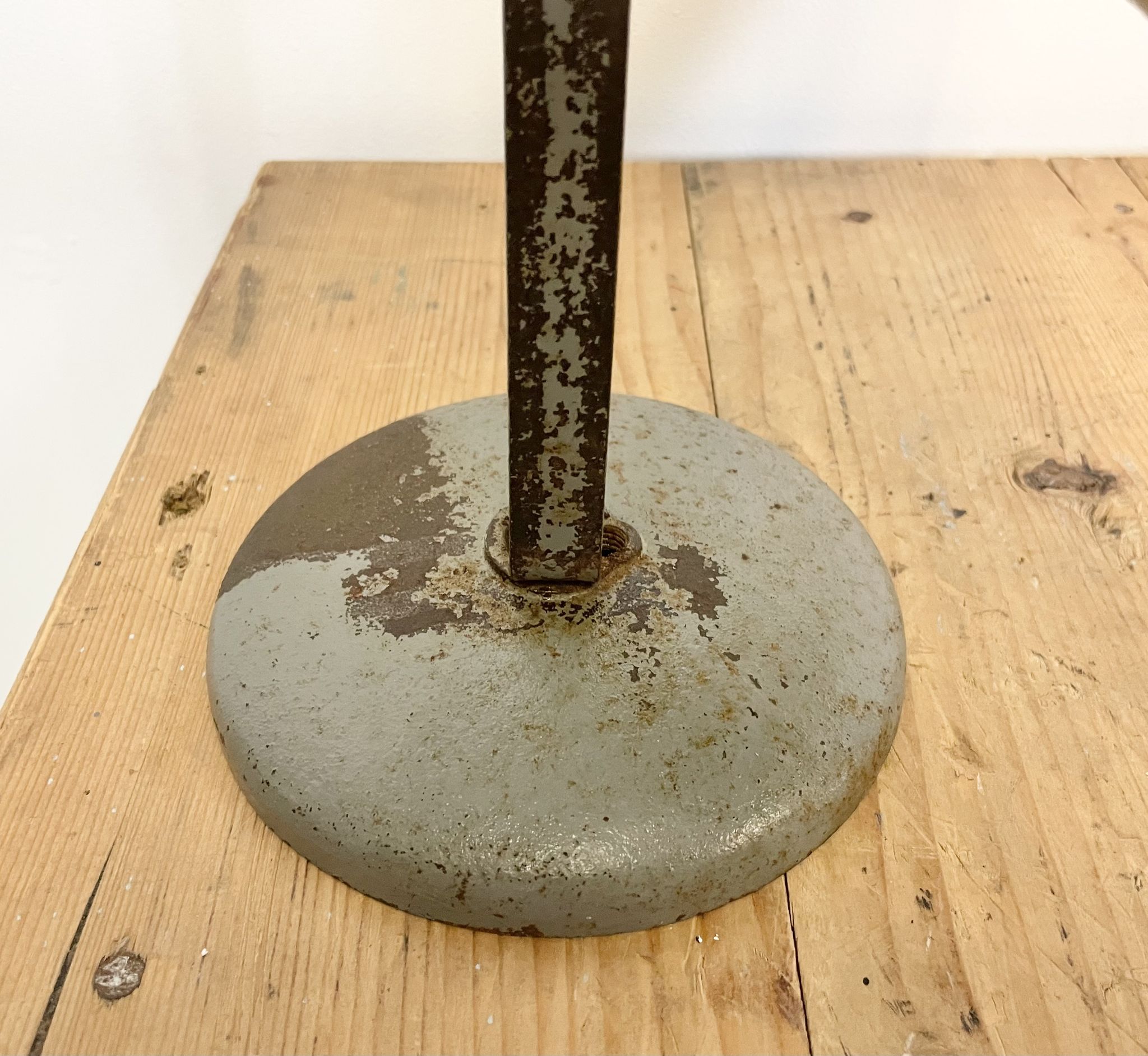 Lampe de table industrielle de bag turgi, années 1950