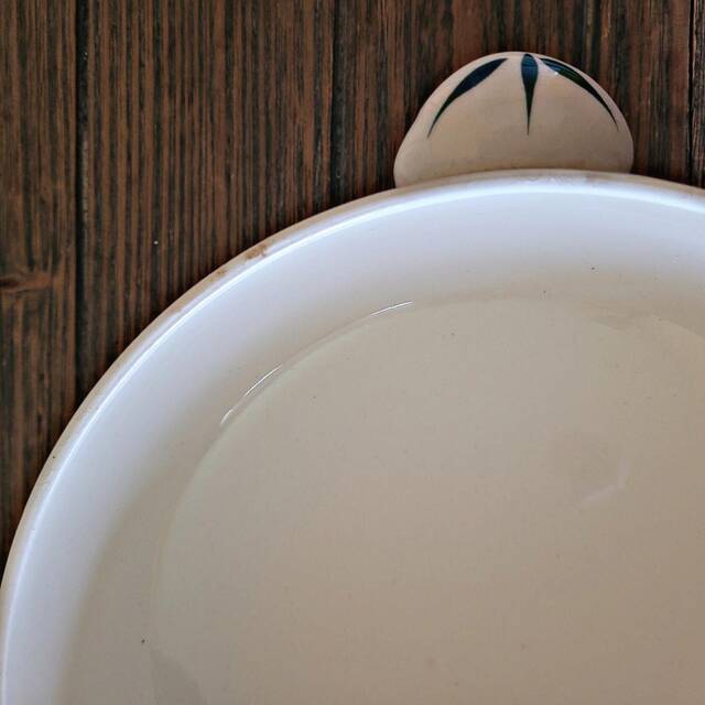 Choisy Le Roi HBC soup tureen model Vernon with rose pattern before 1920