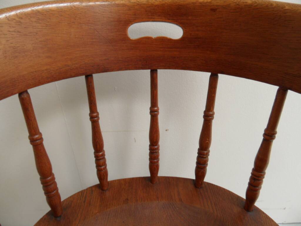 Fauteuil de bureau en chêne ancien