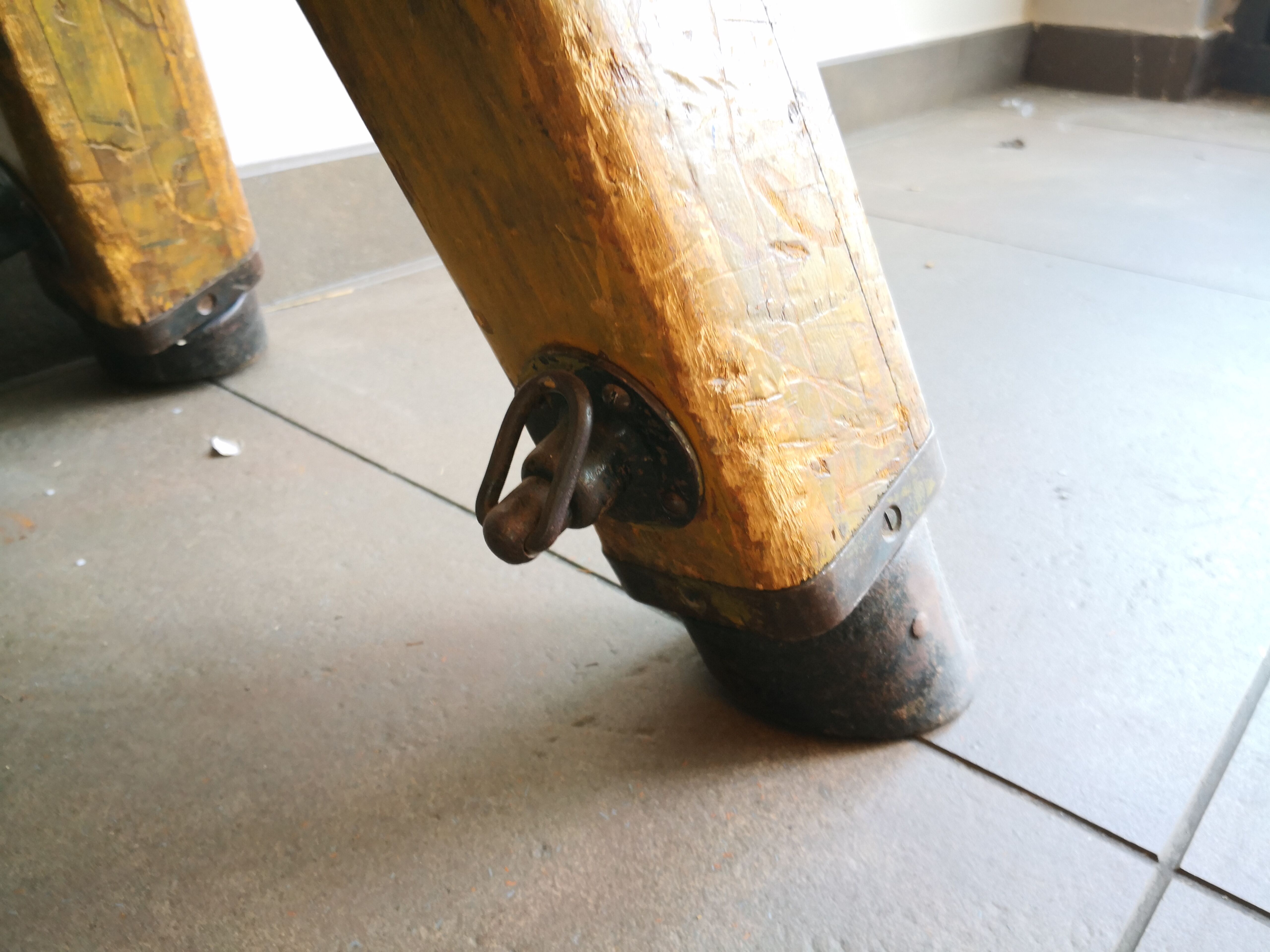banc vintage en cuir, Tchécoslovaquie années 60, banc de gym, cheval d'arçon