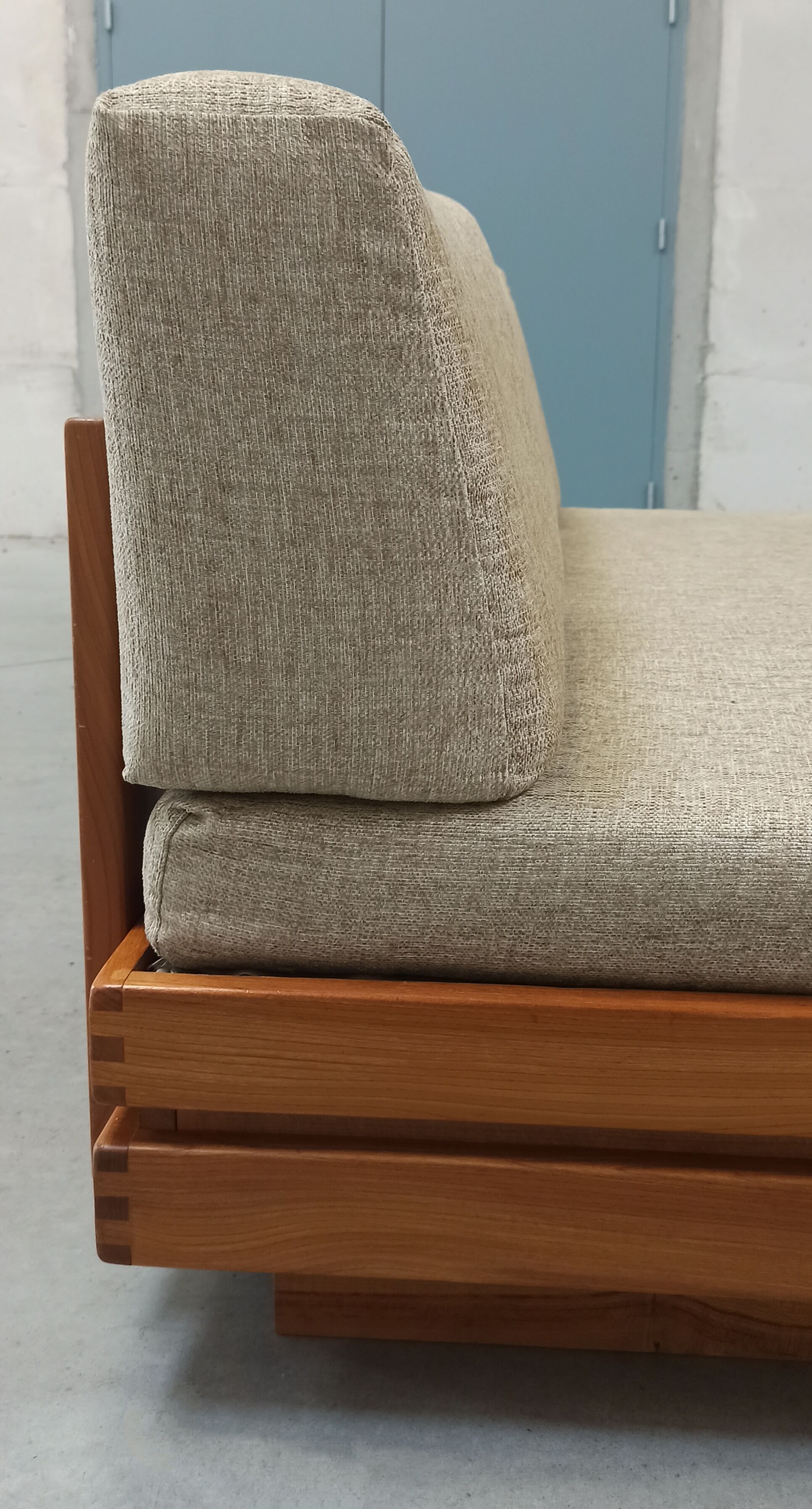 Elm sofa Maison Regain, 60's