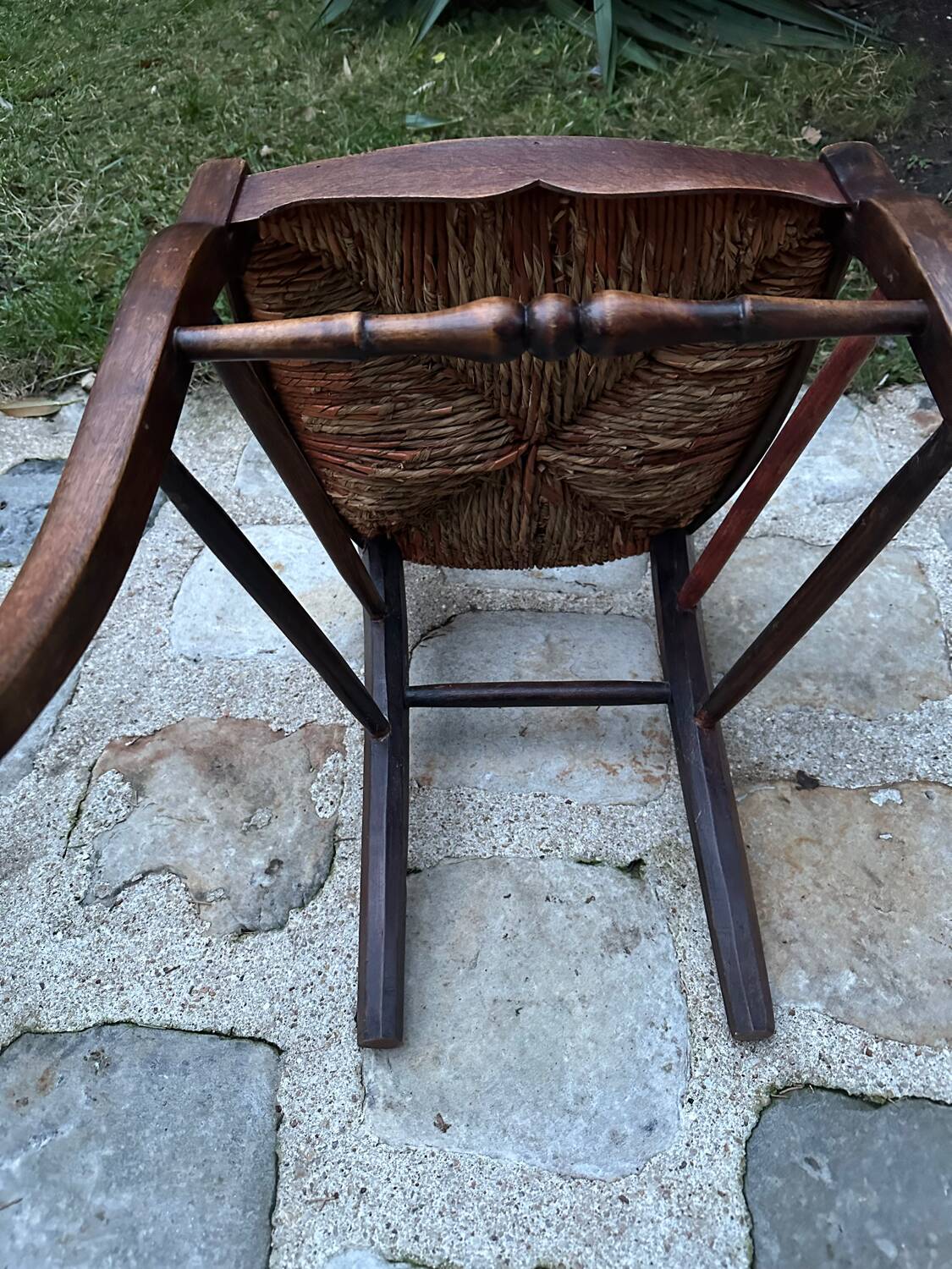 Paire de chaises anciennes paillées