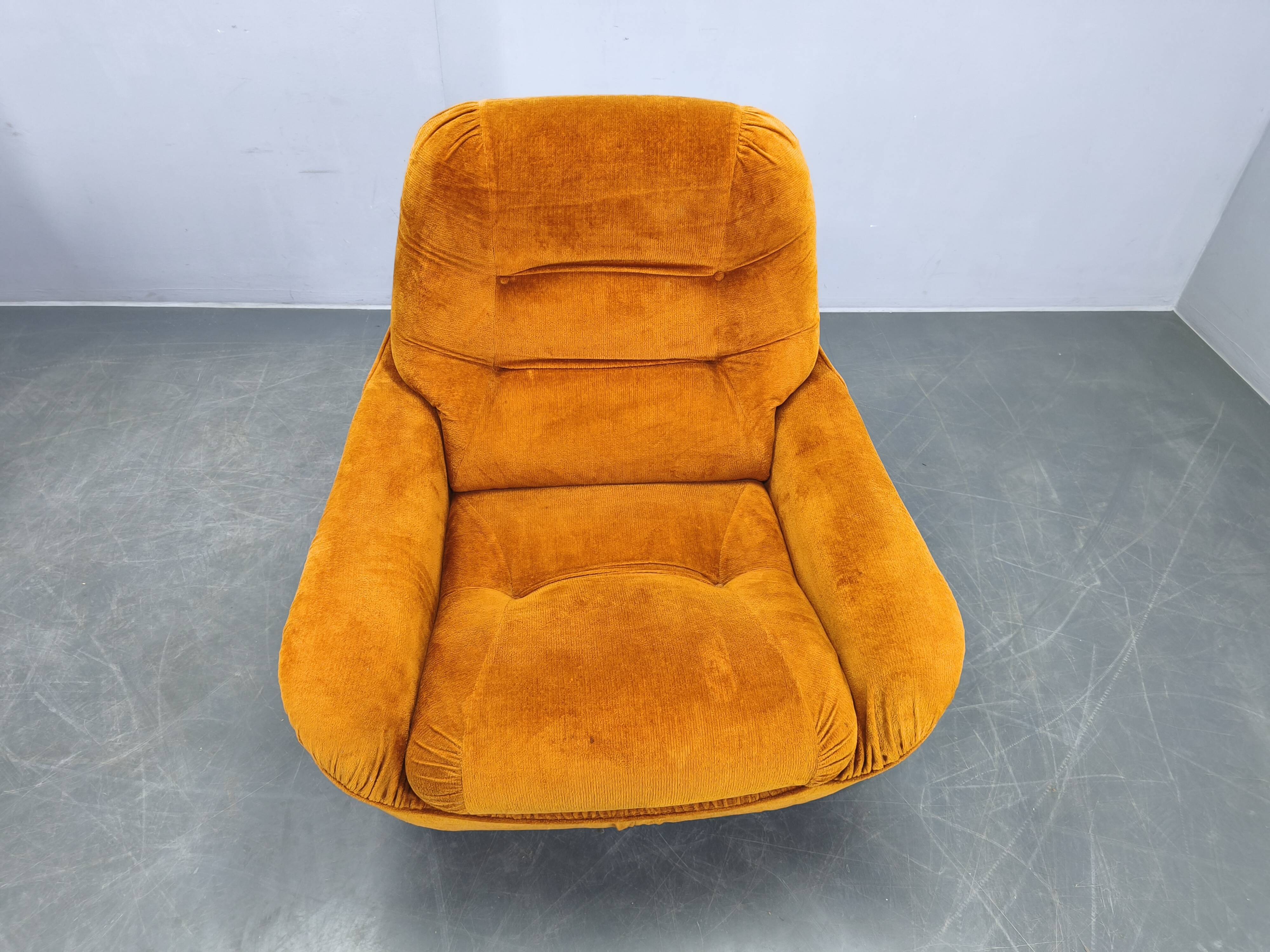 Pair of Italian Space Age Lounge Chairs, Orange Upholstery, 1970s