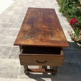 Farmhouse table in solid oak of the eighteenth