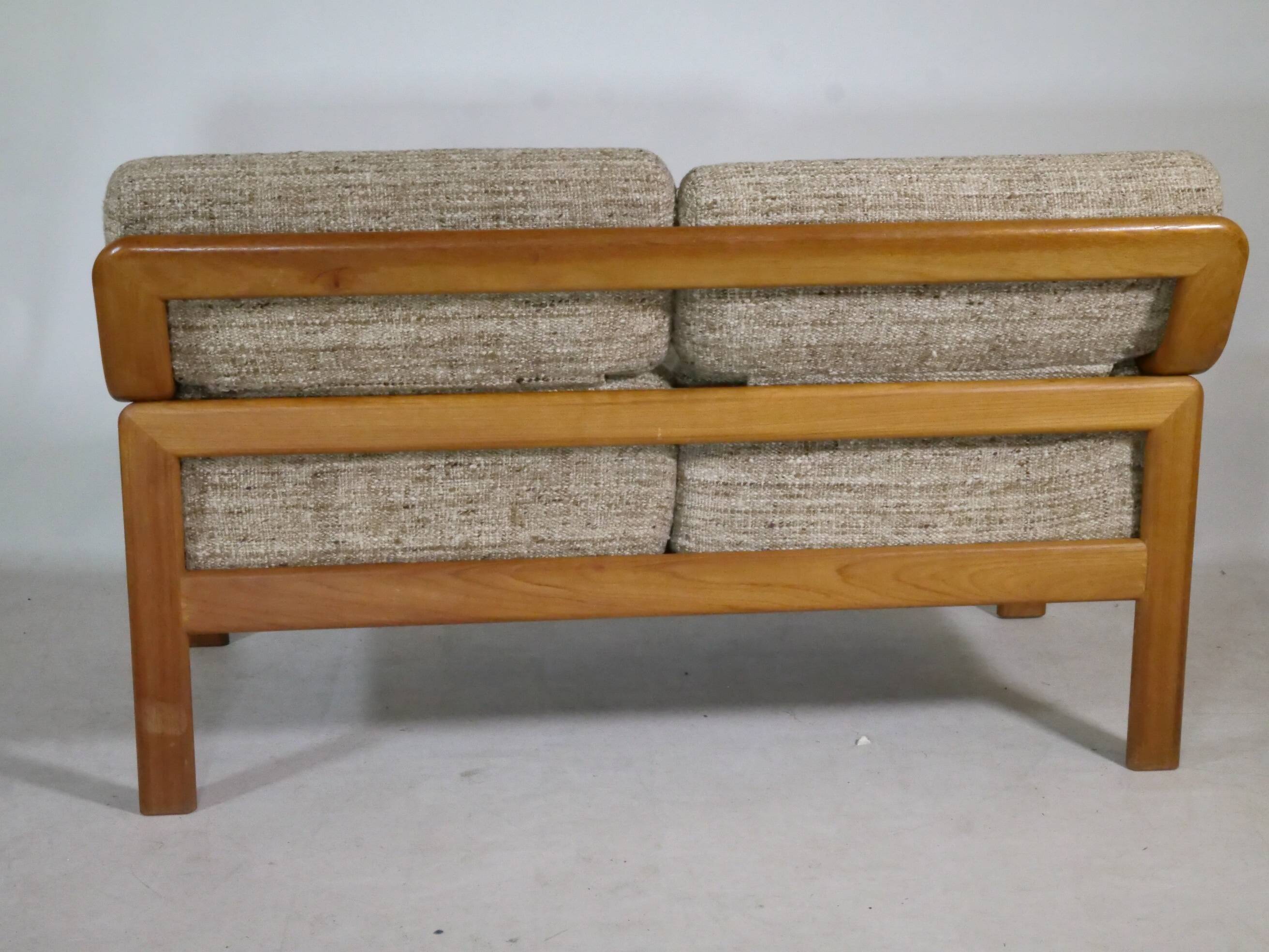 Canapé deux places en teck du milieu du siècle par Olsen & Søn, années 1970