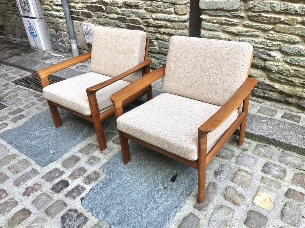 Pair of Danish armchairs 1970