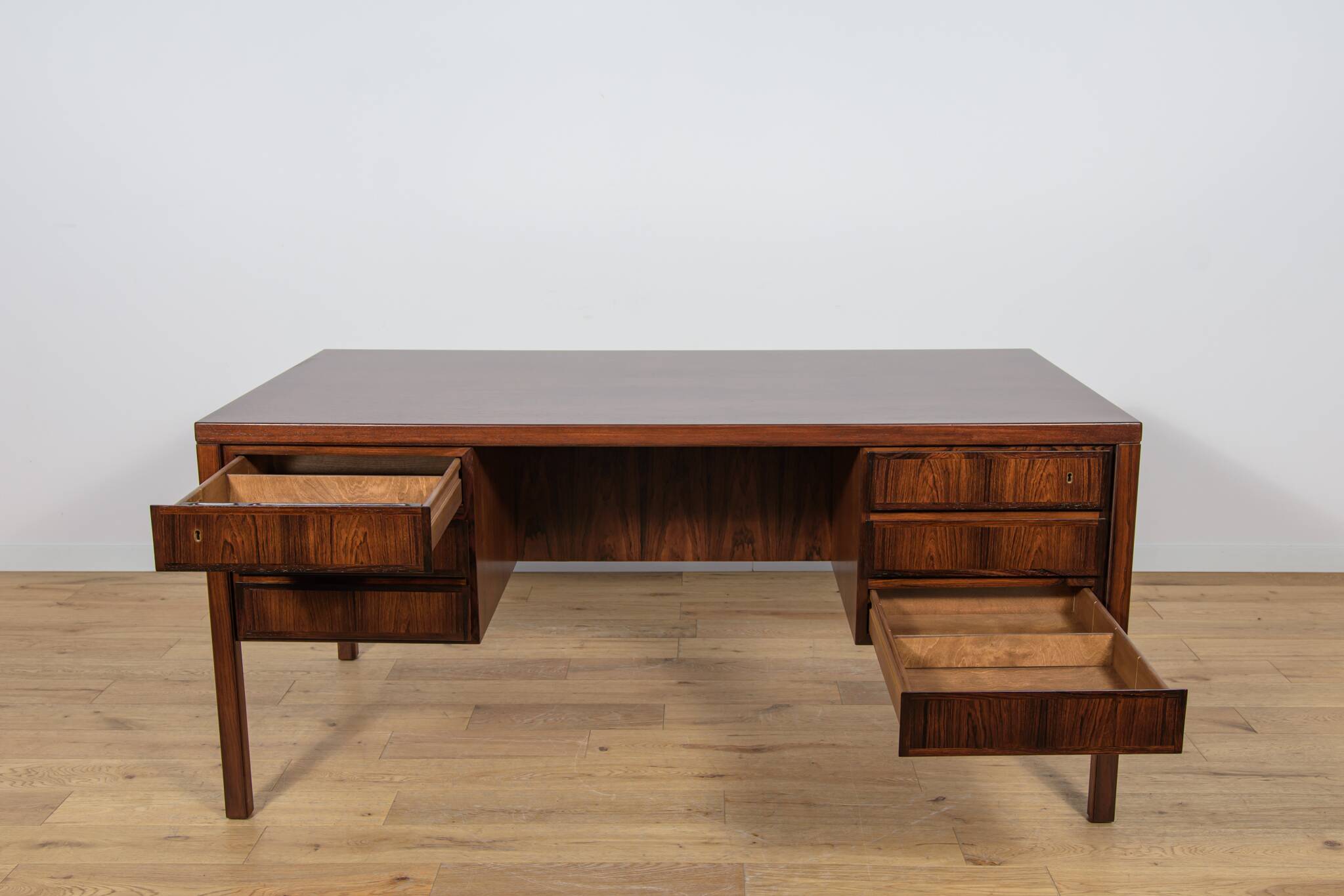 Mid-Century Model 77 Freestanding Desk in Teak from Omann Jun, 1960s