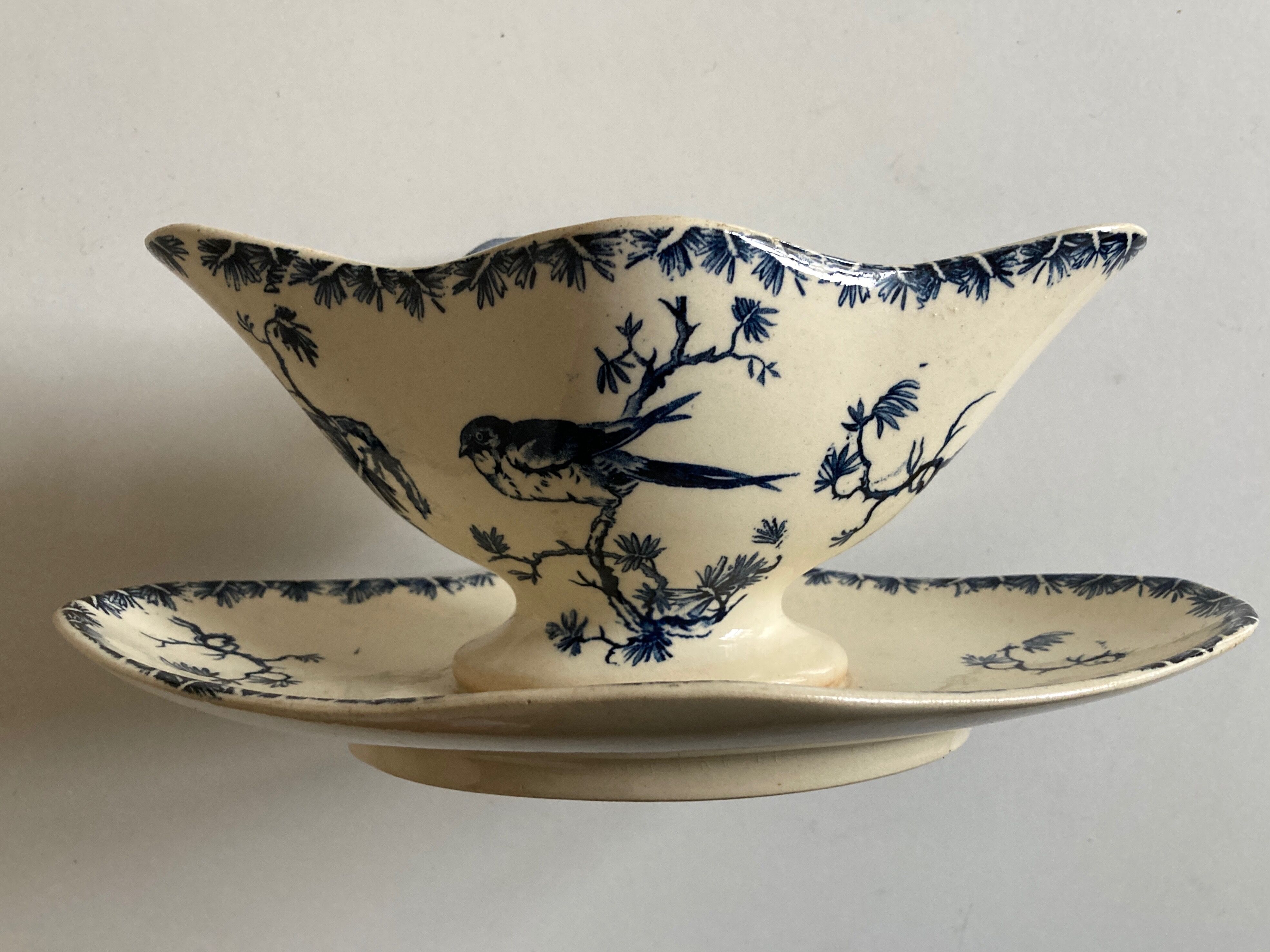 Gien bird décor 1900