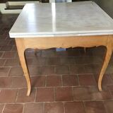 Square table