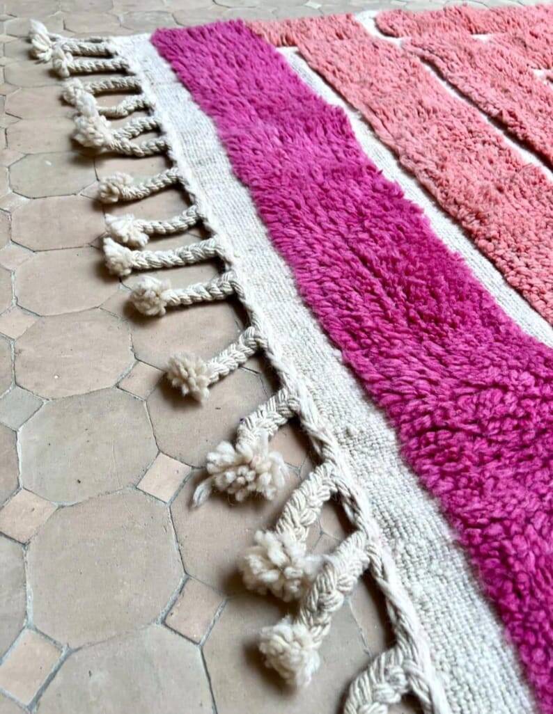 Beautiful handmade pink rug 200cm x 300cm