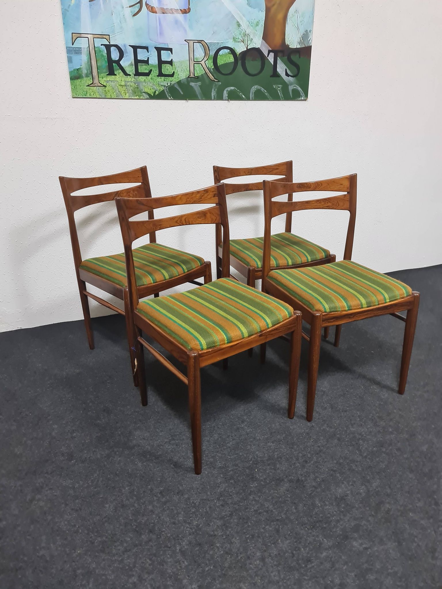 Chaises à manger en palissandre