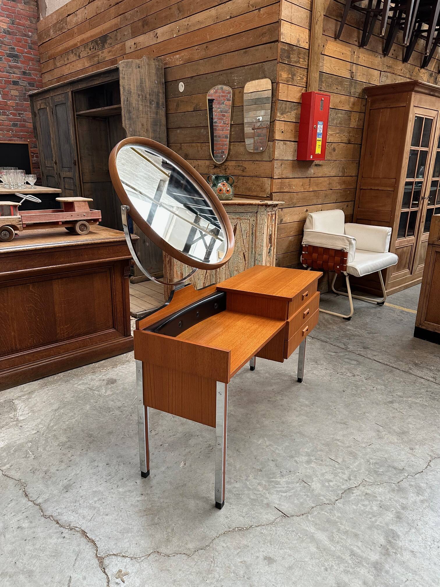 Coiffeuse années 60