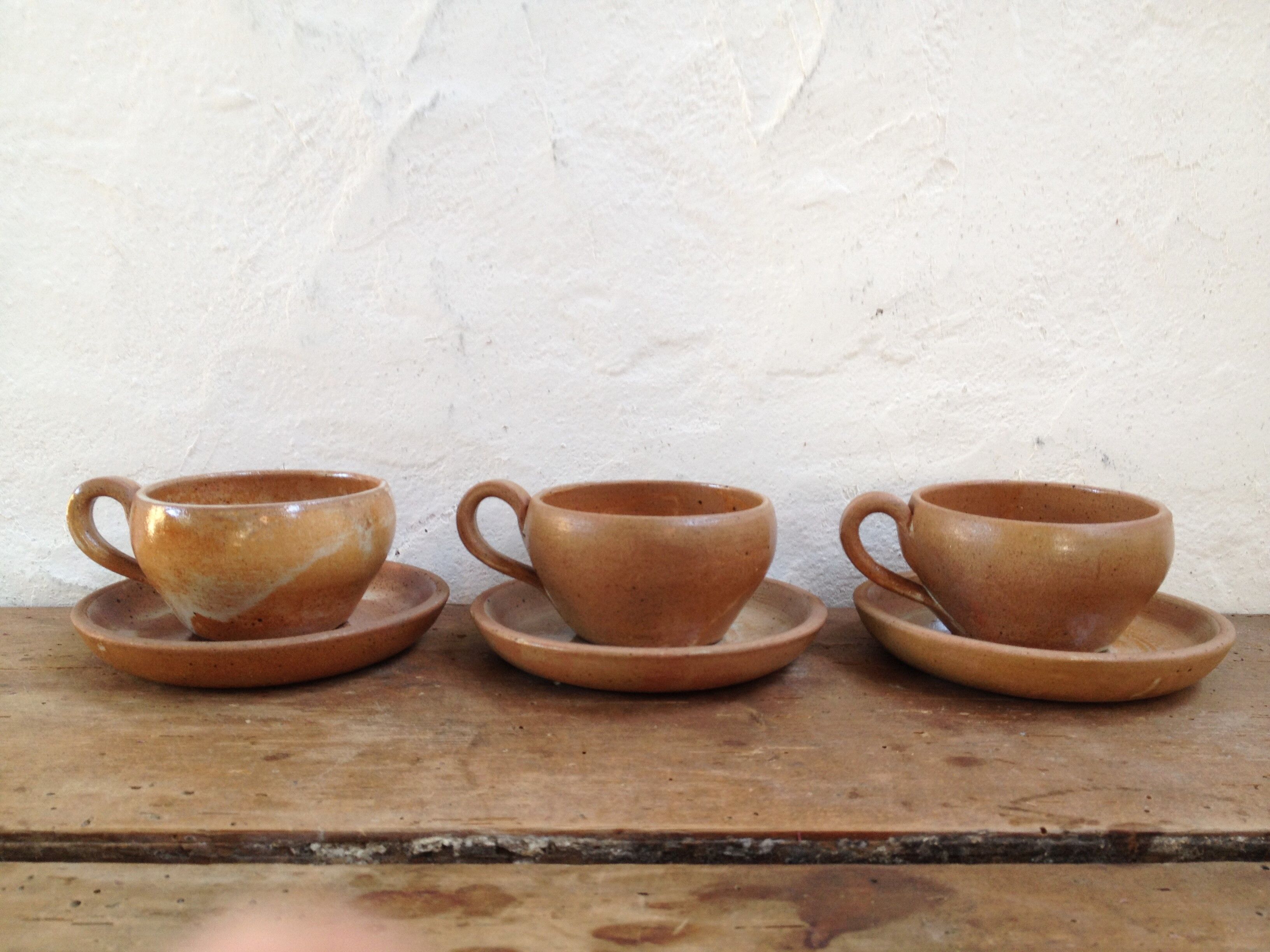 Vintage sandstone coffee cup set