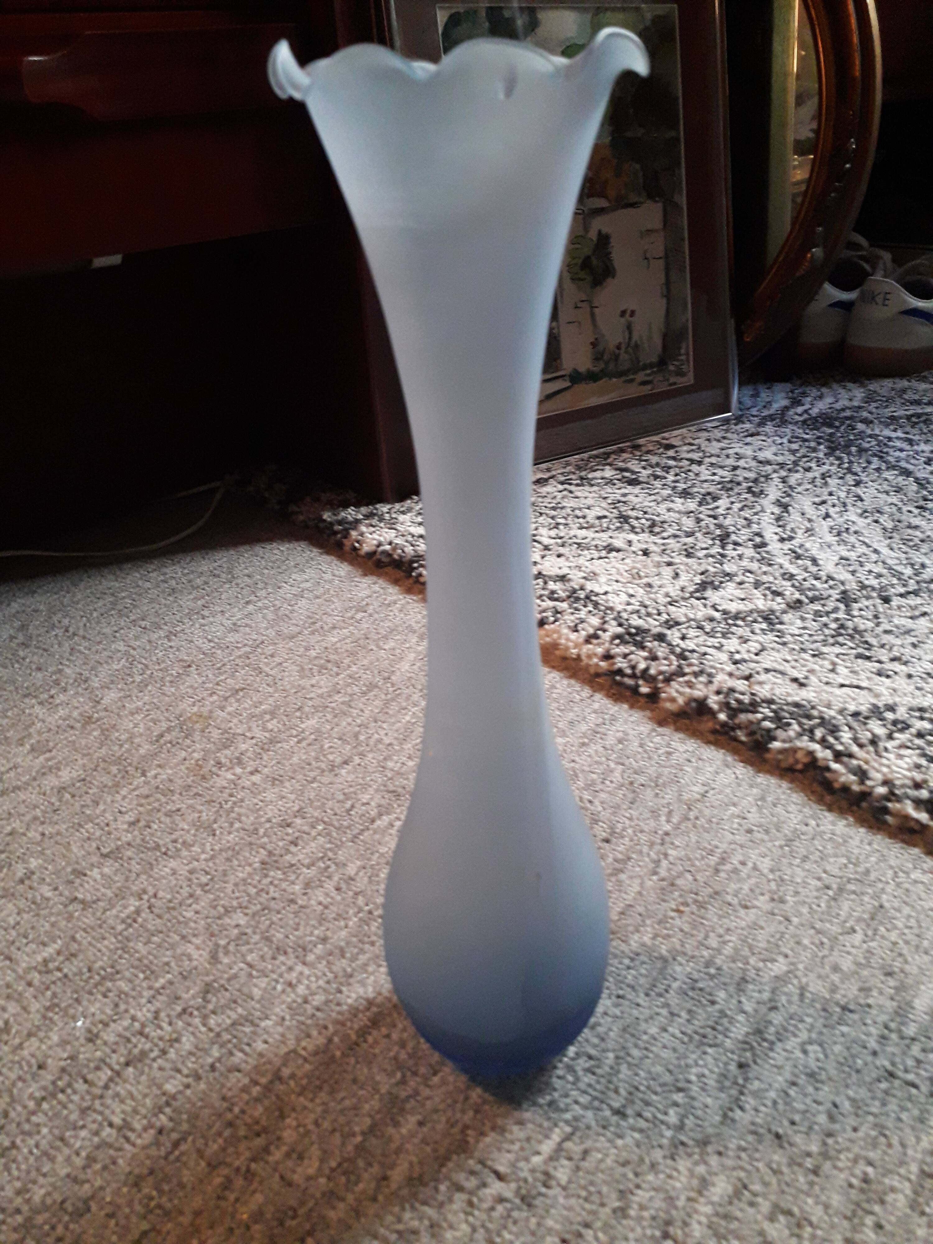 Vintage glass soliflore vase