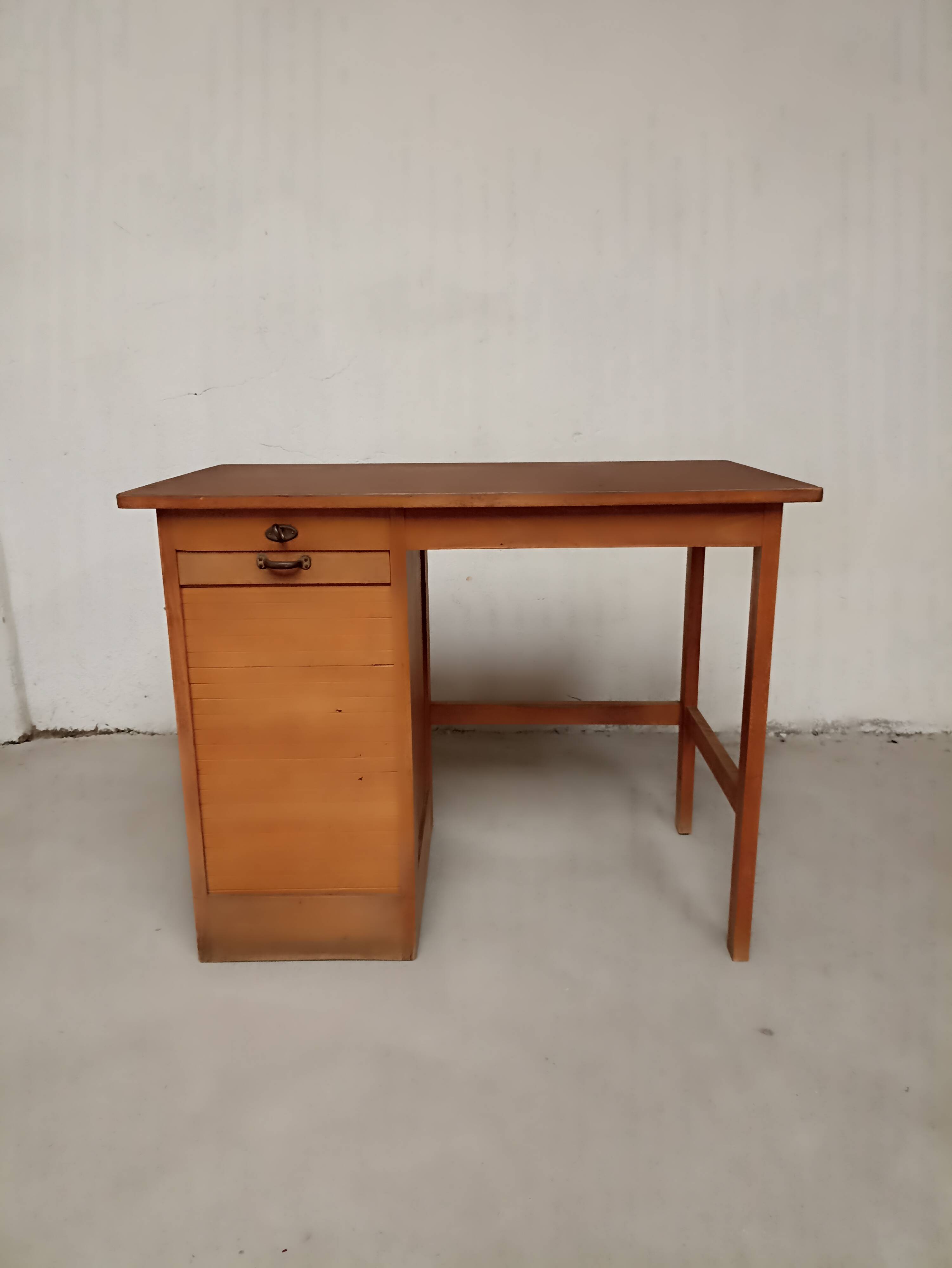 Vintage desk + chairs